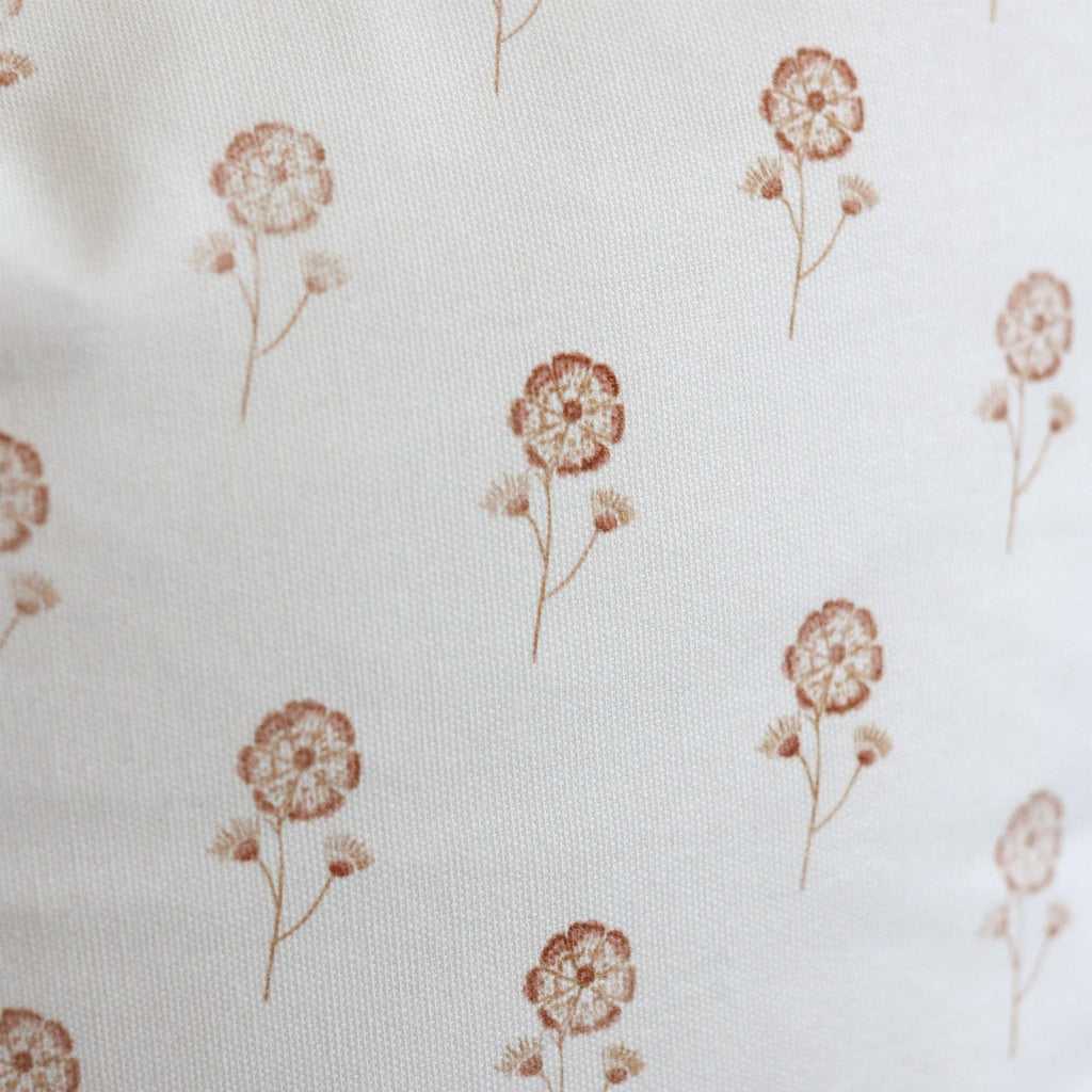 Buttercup - 22" - Pillow Cover