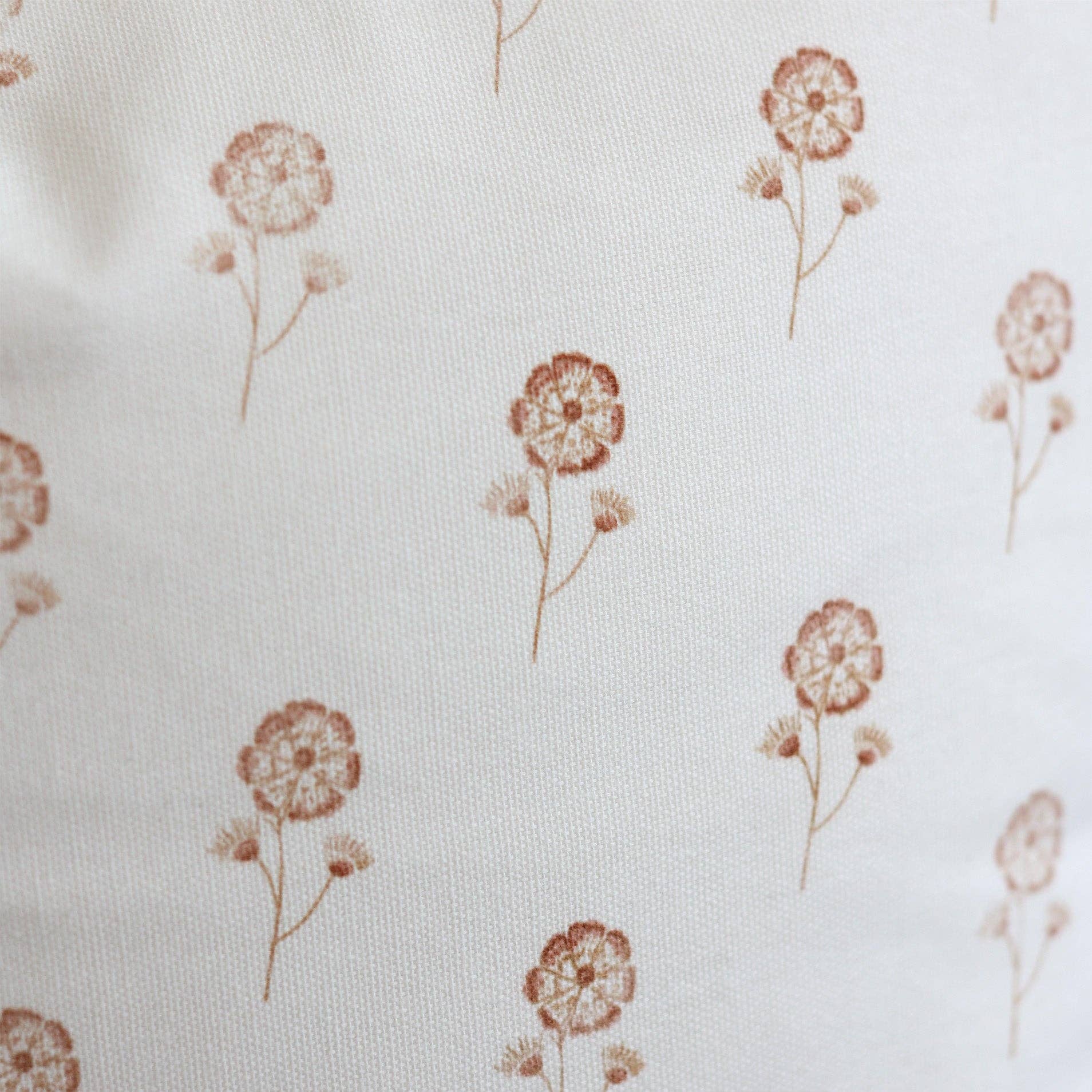 Buttercup - 22" - Pillow Cover