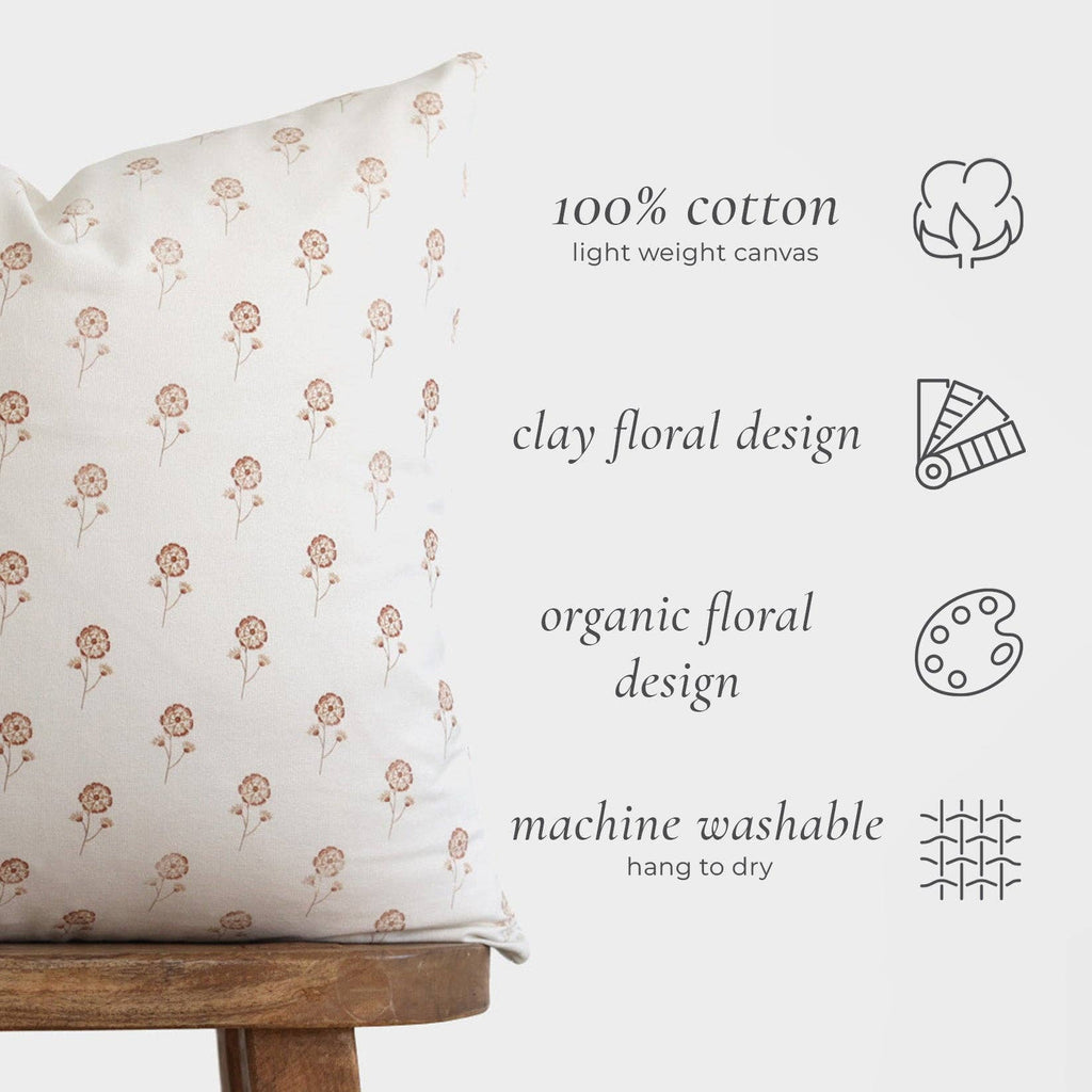 Buttercup - 22" - Pillow Cover