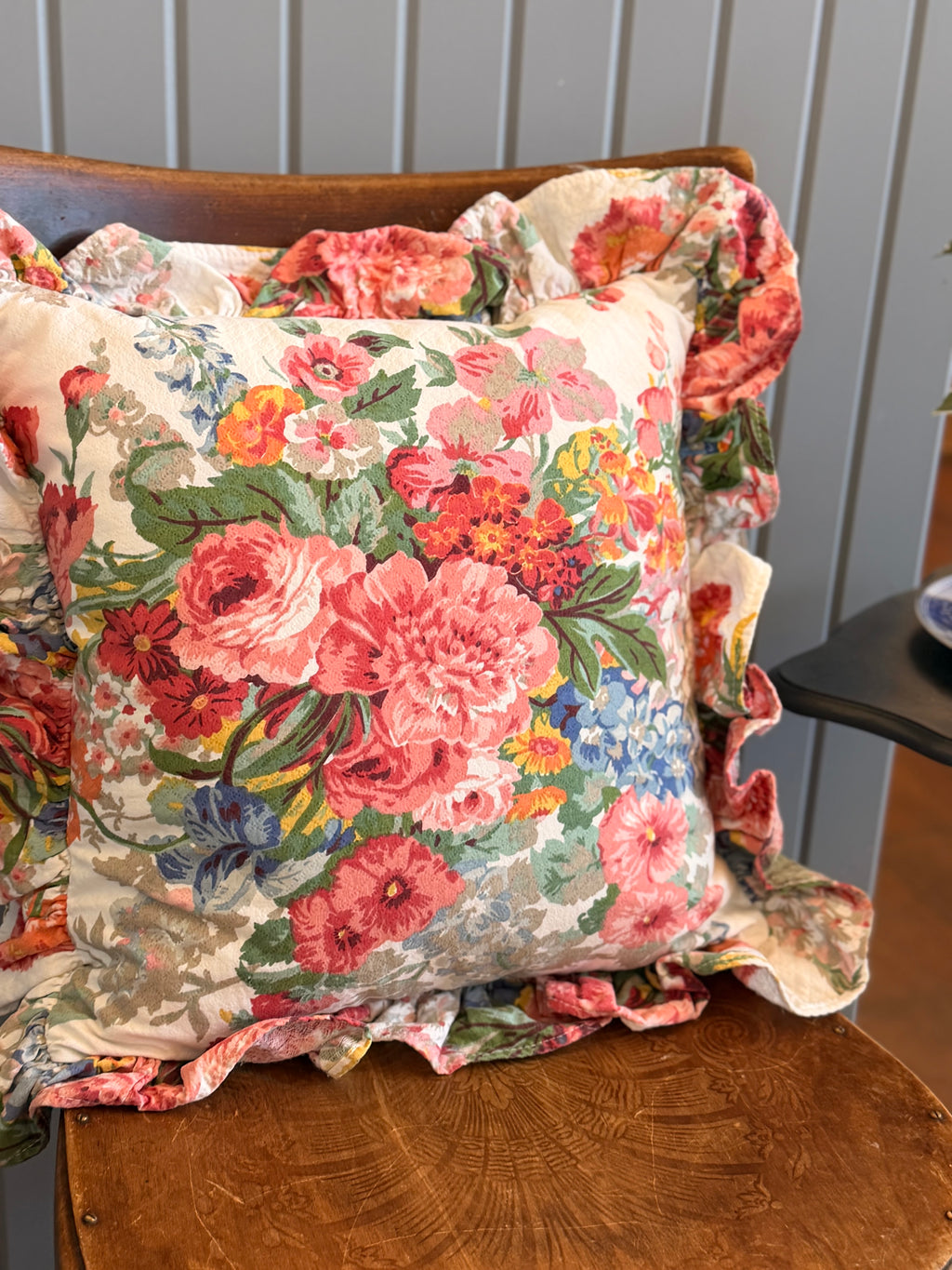 Vintage Ralph Lauren Floral Ruffled Pillow,  Beach house pattern – 16" x 16"