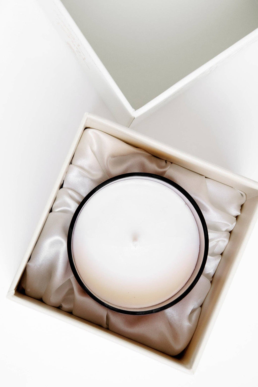 Silverbloom Candle| Soy Wax Amber Glass Gold Foil Box
